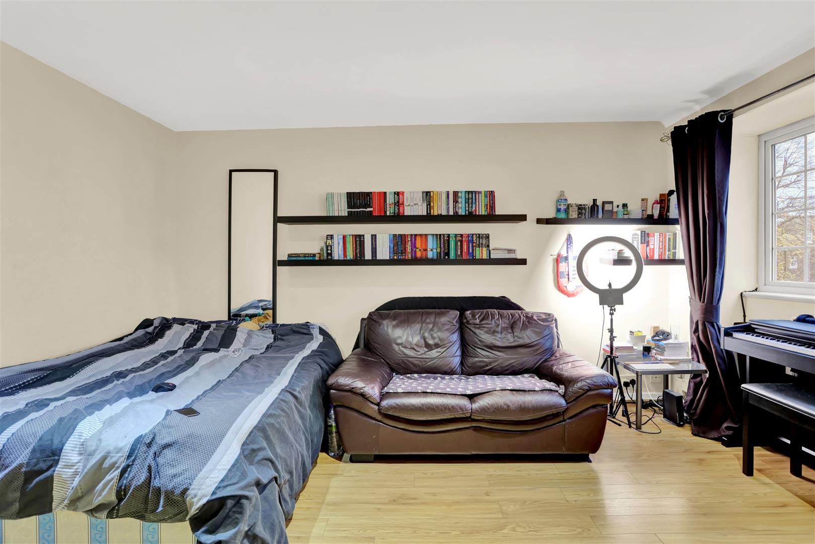 The Grove, Ealing Sargeants London